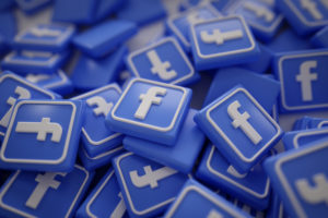 מאמר הקרוב נתמקד על פרסום דף עסקי בפייסבוק, מהן היתרונות של פרסום דף עסקי בפייסבוק, וטיפים רלוונטיים כיצד לפרסם את הדף העסקי שלכם בפייסבוק בצורה האולטימטיבית.